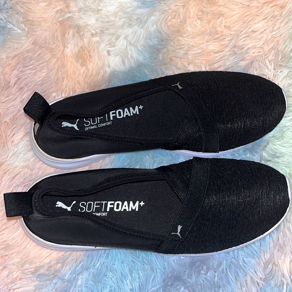 NWOT Women’s Puma Prowl Slip-On Shoes